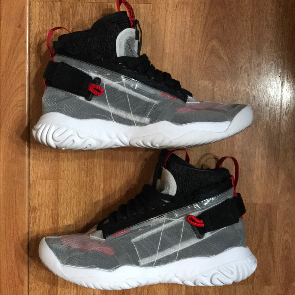 Jordan Apex Utility Sz 9 - image 3